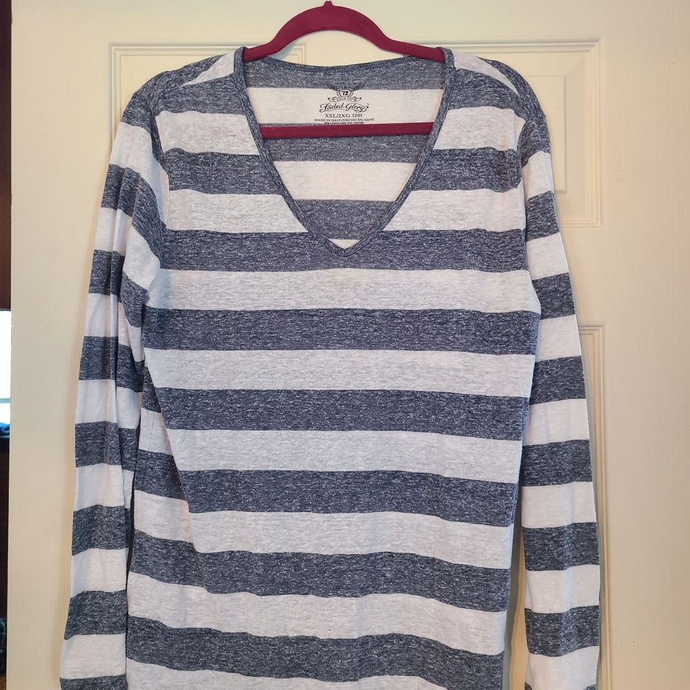 Faded Glory Blue and White V-Neck Sweater